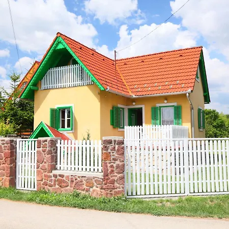 Holiday Balaton H1050 Balatonfured